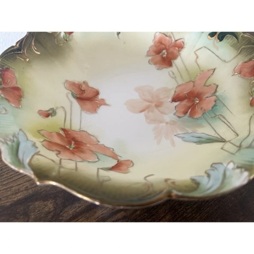 Antique Victorian Saxe Altenburg‎ Germany Decorative Serving Bowl Hand Painted